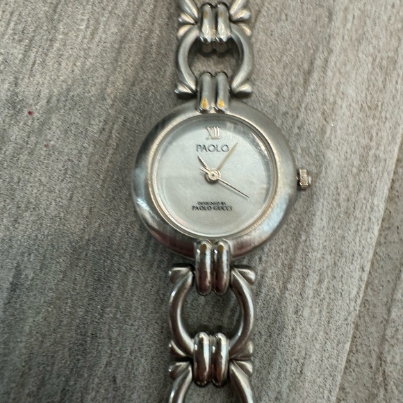 Vintage PAOLO GUCCI Women’s 20mm Quartz Watch White MOP Brushed Steel Bracelet - Picture 2 of 16